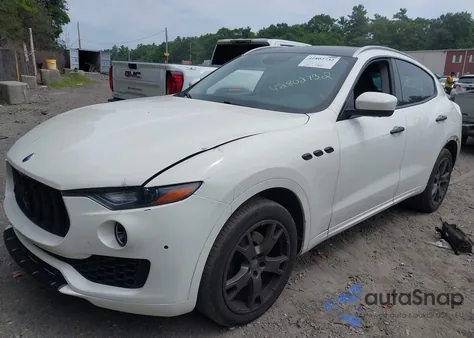 2017 Maserati Levante z USA, uszkodzony, nr VIN ZN661XUSXHX254425